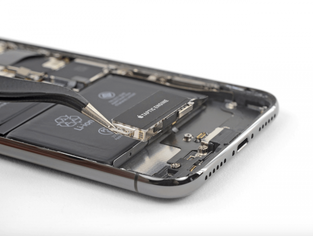 Apple iphone X baterijos keitimas